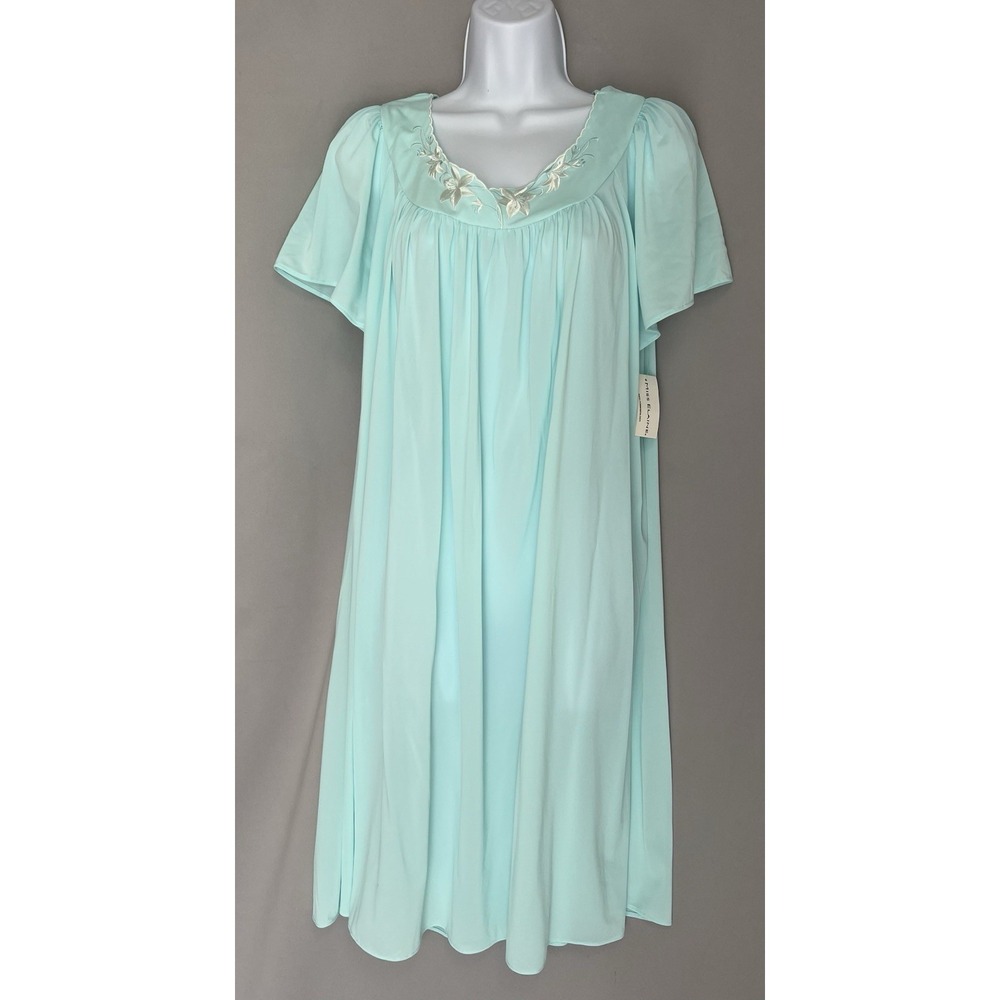 Miss Elaine Embroidered Neckline Nylon Nightgown Sz 1X Flutter Sleeve Lounge New